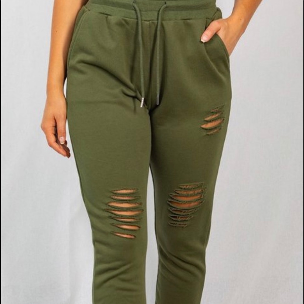 Distressed joggers